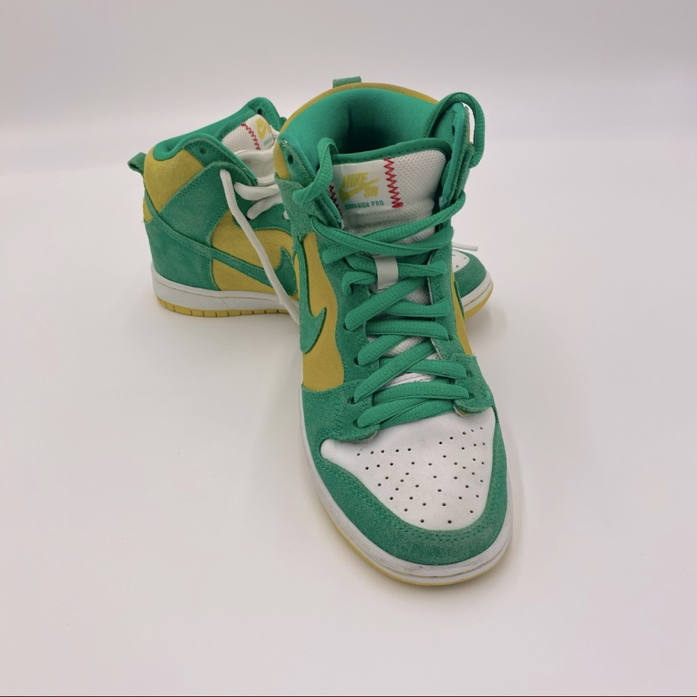 Nike SB Dunk High Pro. Men’s size 6.5. Pre-loved.